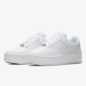 NIKE AIR FORCE 1 SAGE LOW 👟🤍